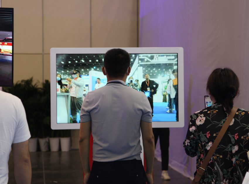 数字文化服务：数字互动内容的科技酿造未来